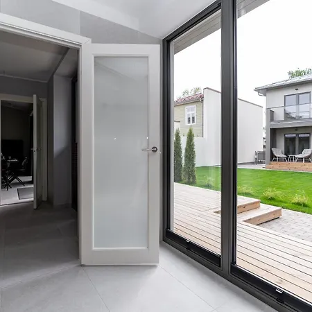 Melorell Boutique Sauna With Outdoor Hot Tub
